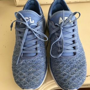 APL techloom phantoms